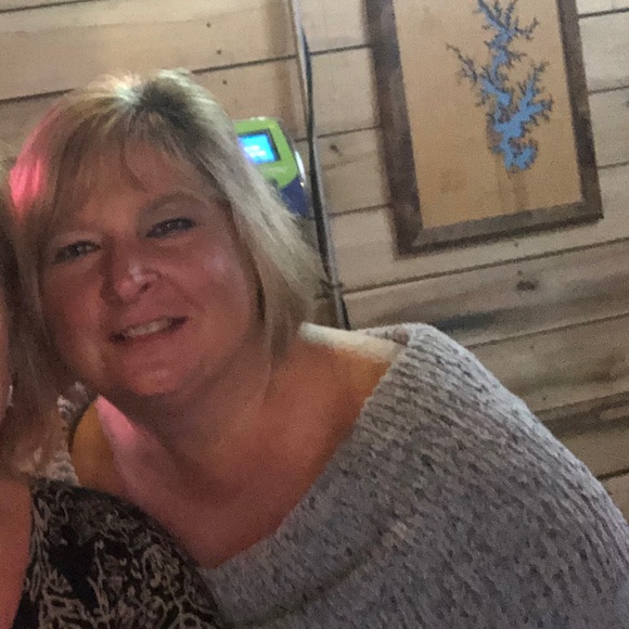 Meet your Posher, Dawn - Picture 1 of 1